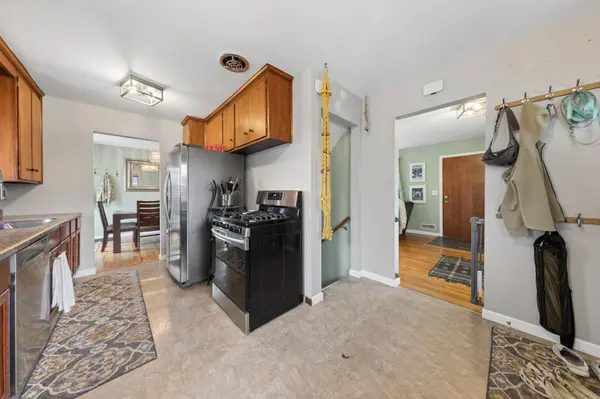 11680 N Heights DR NW, Minneapolis, MN 55433