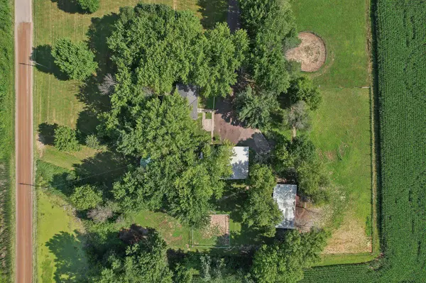 1054 County Road 6 NE