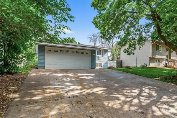 909 104th AVE NW, Coon Rapids, MN 55433