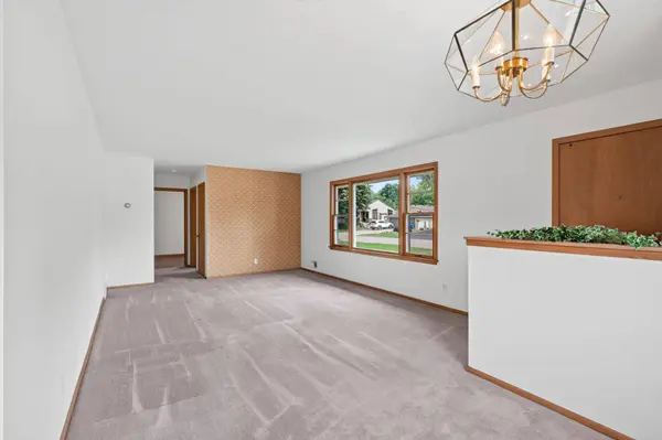 6836 Monroe ST NE, Fridley, MN 55432