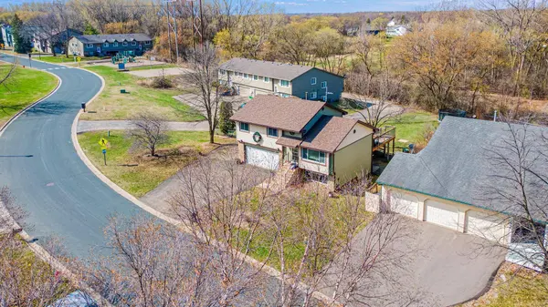13228 Court PL, Burnsville, MN 55337