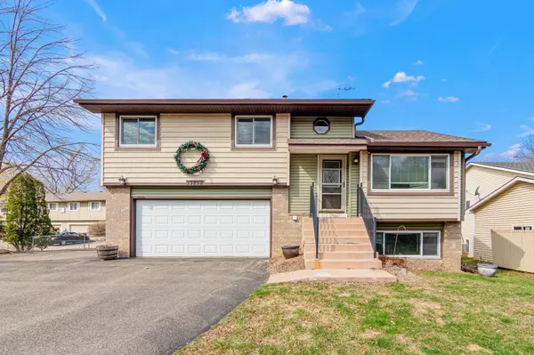 13228 Court PL, Burnsville, MN 55337