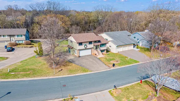 13228 Court PL, Burnsville, MN 55337