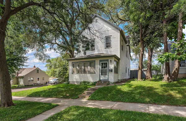 1493 Margaret ST, Saint Paul, MN 55106
