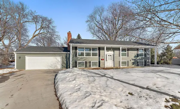 3511 Maplewood DR, Minneapolis, MN 55418