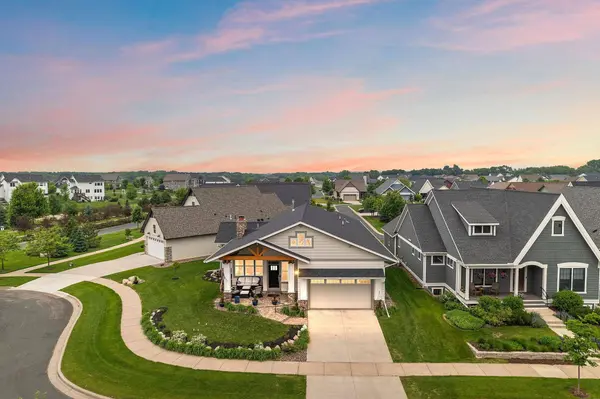 11314 Sunflower LN N, Lake Elmo, MN 55042