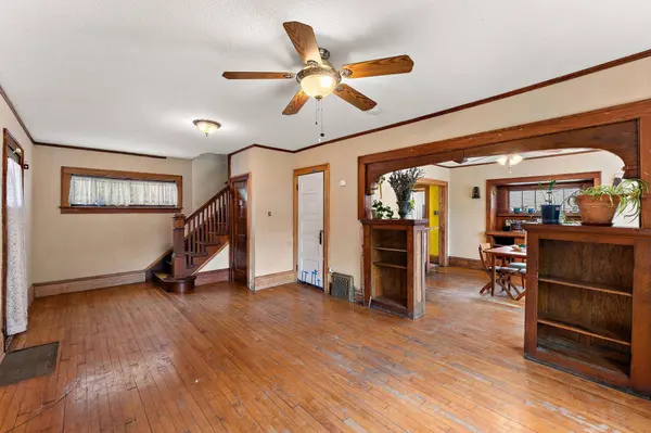 982 Case AVE, Saint Paul, MN 55106