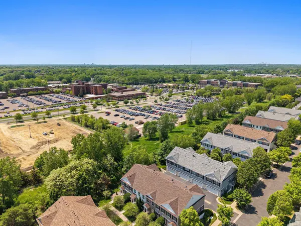 1610 Woodlynn AVE #3, Saint Paul, MN 55109