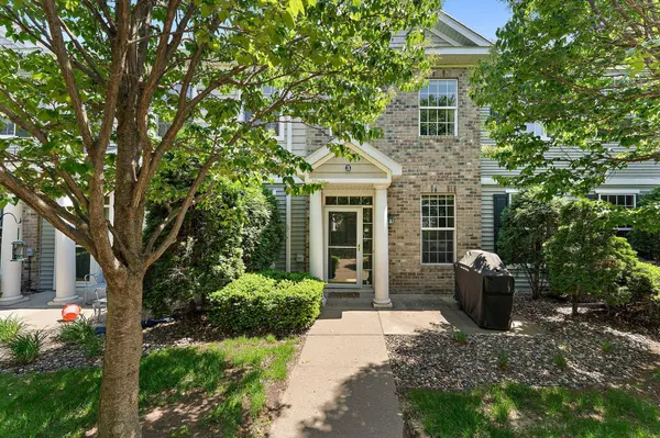 1610 Woodlynn AVE #3, Saint Paul, MN 55109