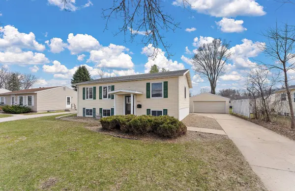 1866 38th ST NW, Rochester, MN 55901
