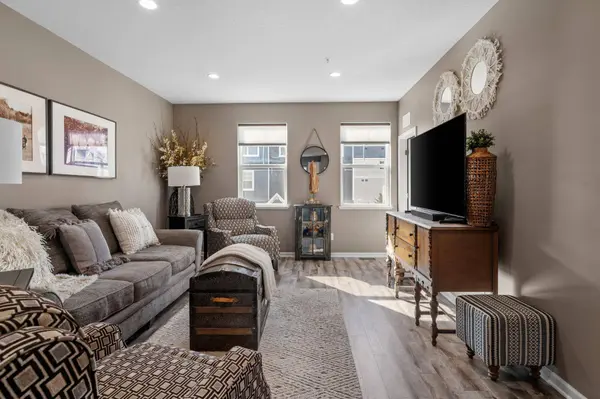 17658 96th PL N, Maple Grove, MN 55311