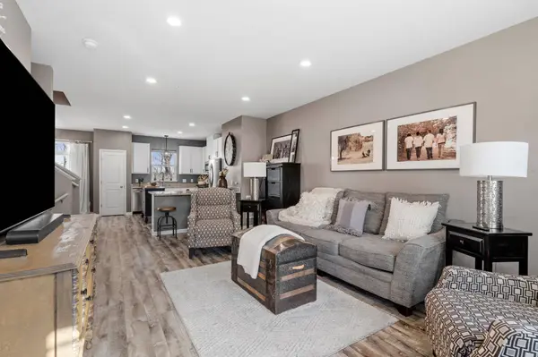 17658 96th PL N, Maple Grove, MN 55311