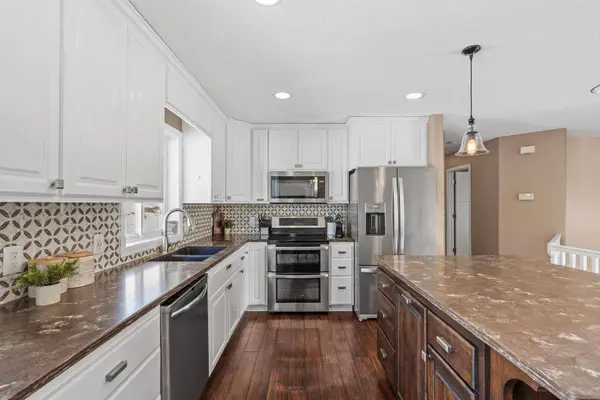 4405 Mazula CT NE, Saint Michael, MN 55376