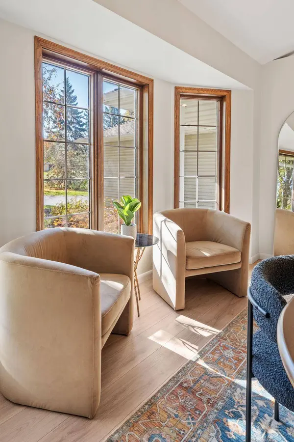 23000 Heather Ridge DR, Rogers, MN 55374