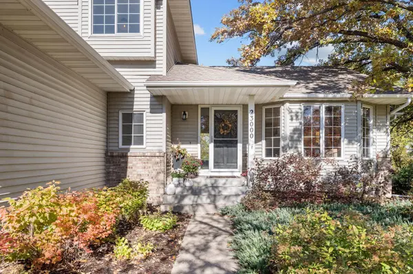 23000 Heather Ridge DR, Rogers, MN 55374