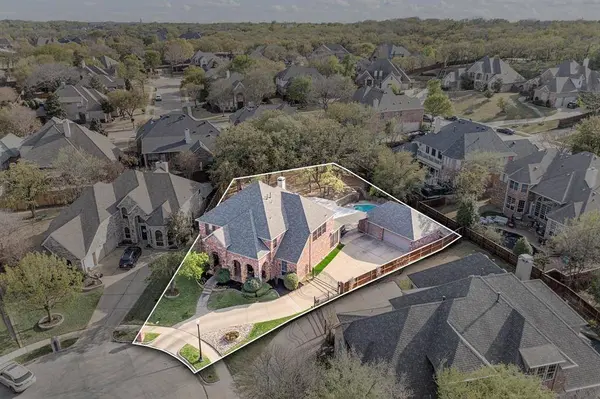 2402 Creekwood Court, Keller, TX 76248