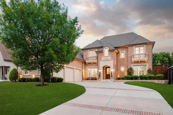 6822 Aberdeen Avenue, Dallas, TX 75230