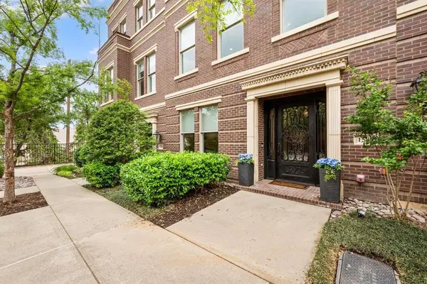 1589 Main Street, Southlake, TX 76092