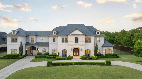 1721 Bur Oak Drive, Southlake, TX 76092