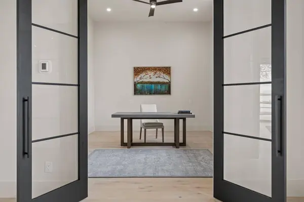 12121 Lighthouse Lane W, Malakoff, TX 75148