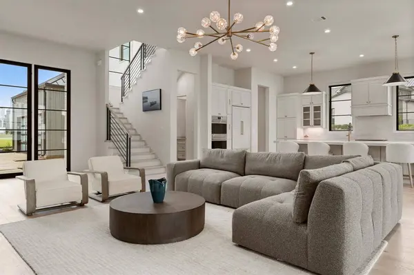 12121 Lighthouse Lane W, Malakoff, TX 75148