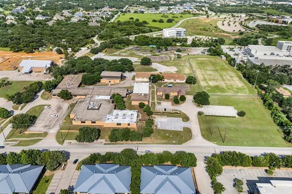 1101 N Carroll Avenue, Southlake, TX 76092