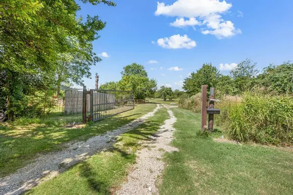 13109 Roanoke Road, Westlake, TX 76262