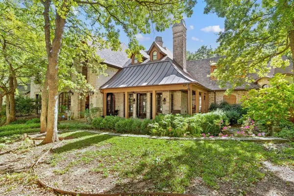 830 Simmons Court, Southlake, TX 76092