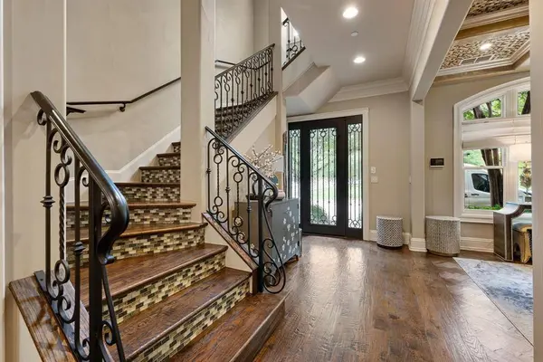 1532 Main Street, Southlake, TX 76092