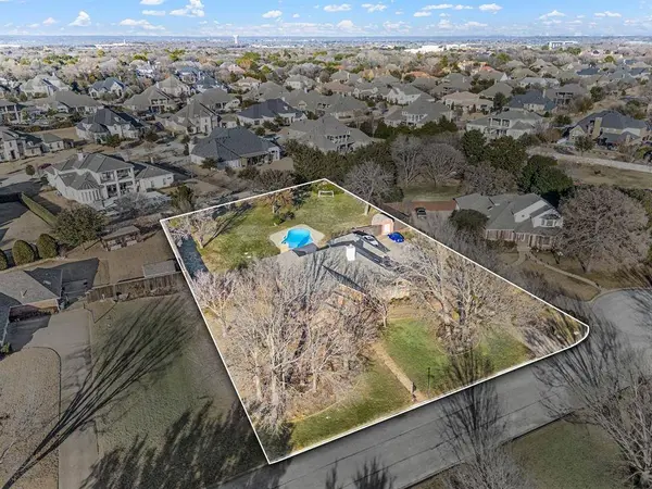 1000 Raven Bend Court, Southlake, TX 76092