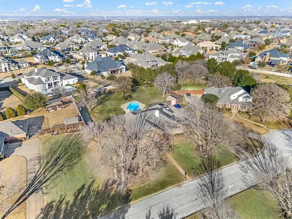 1000 Raven Bend Court, Southlake, TX 76092