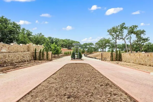 6900 Pool Road, Colleyville, TX 76034