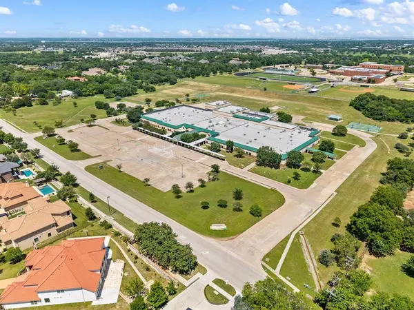 801 Shady Oaks, Southlake, TX 76092