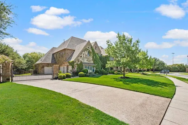 2609 Summit Ridge Drive, Southlake, TX 76092