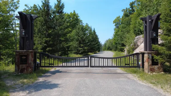 Ch. Desmarais, Mont-tremblant, QC J8E1E6