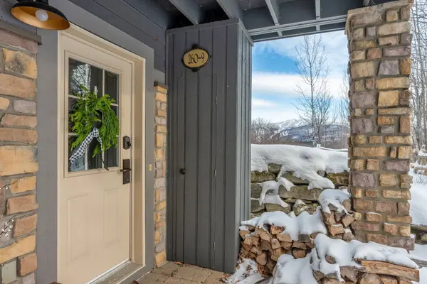 260 Rue du Mont-Plaisant #9, Mont-tremblant, QC J8E1L2