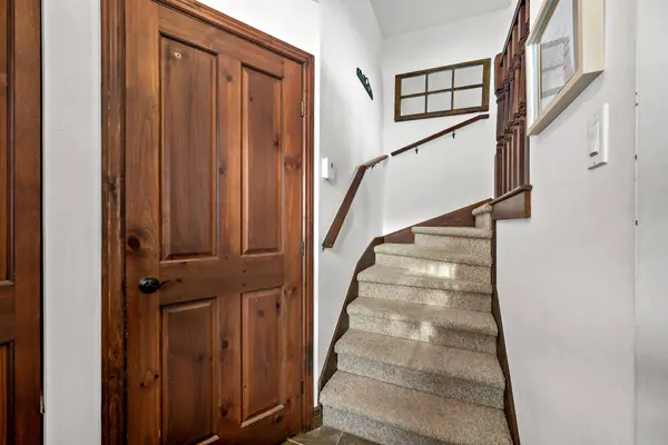 260 Rue du Mont-Plaisant #9, Mont-tremblant, QC J8E1L2