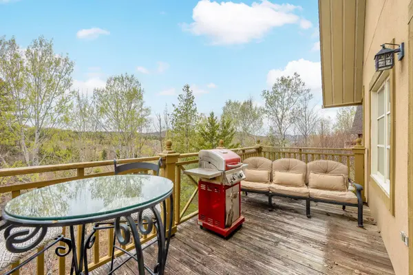 216 Ch. de la Forêt #4, Mont-tremblant, QC J8E3K8