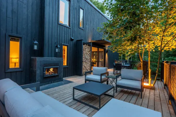 145 Ch. des Hirondelles, Saint-faustin/lac-carré, QC J0T2G0