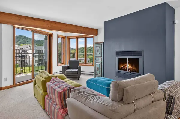 140 Rue Pinoteau #2131, Mont-tremblant, QC J8E1G2
