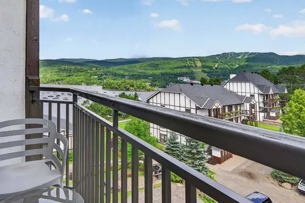 140 Rue Pinoteau #2131, Mont-tremblant, QC J8E1G2