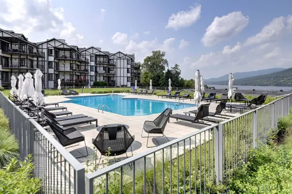 140 Rue Pinoteau #2131, Mont-tremblant, QC J8E1G2