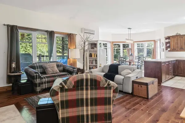 103 Ch. de l'Érablière #4, Mont-tremblant, QC J8E1H5