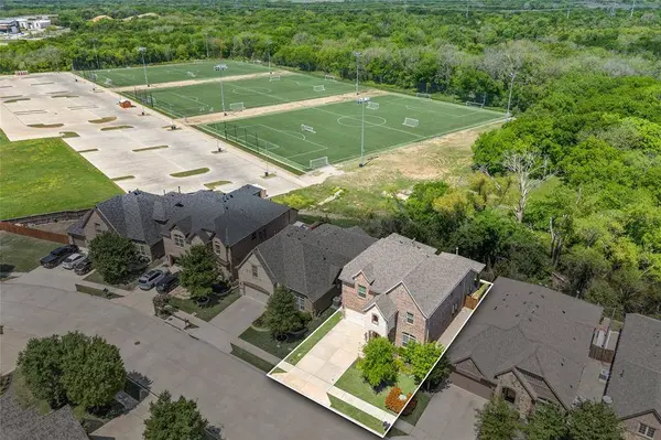 1860 Halifax Street, Roanoke, TX 76262