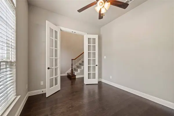 1860 Halifax Street, Roanoke, TX 76262