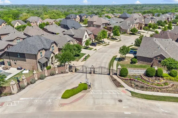 1860 Halifax Street, Roanoke, TX 76262