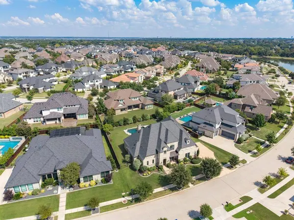 908 Lake Carillon Lane, Southlake, TX 76092