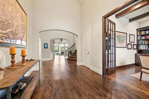 908 Lake Carillon Lane, Southlake, TX 76092