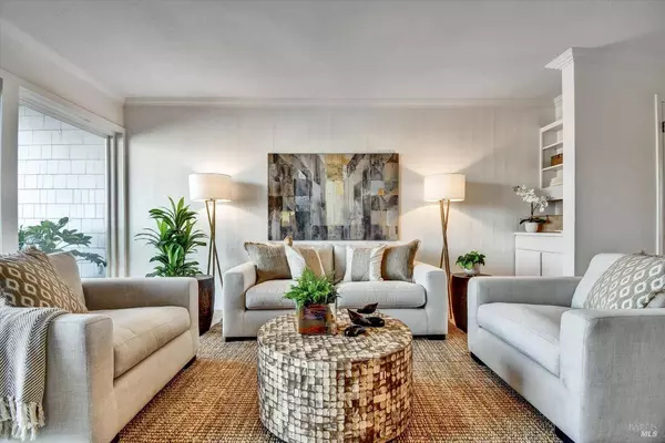 72 Lucky DR, Corte Madera, CA 94925