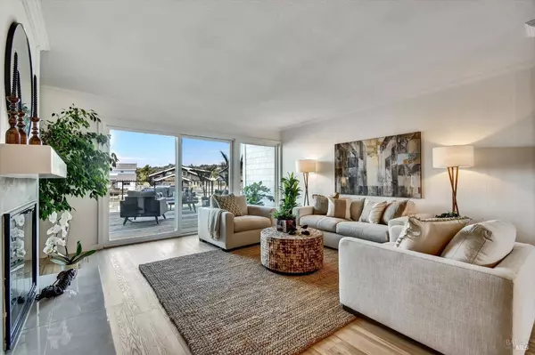 72 Lucky DR, Corte Madera, CA 94925